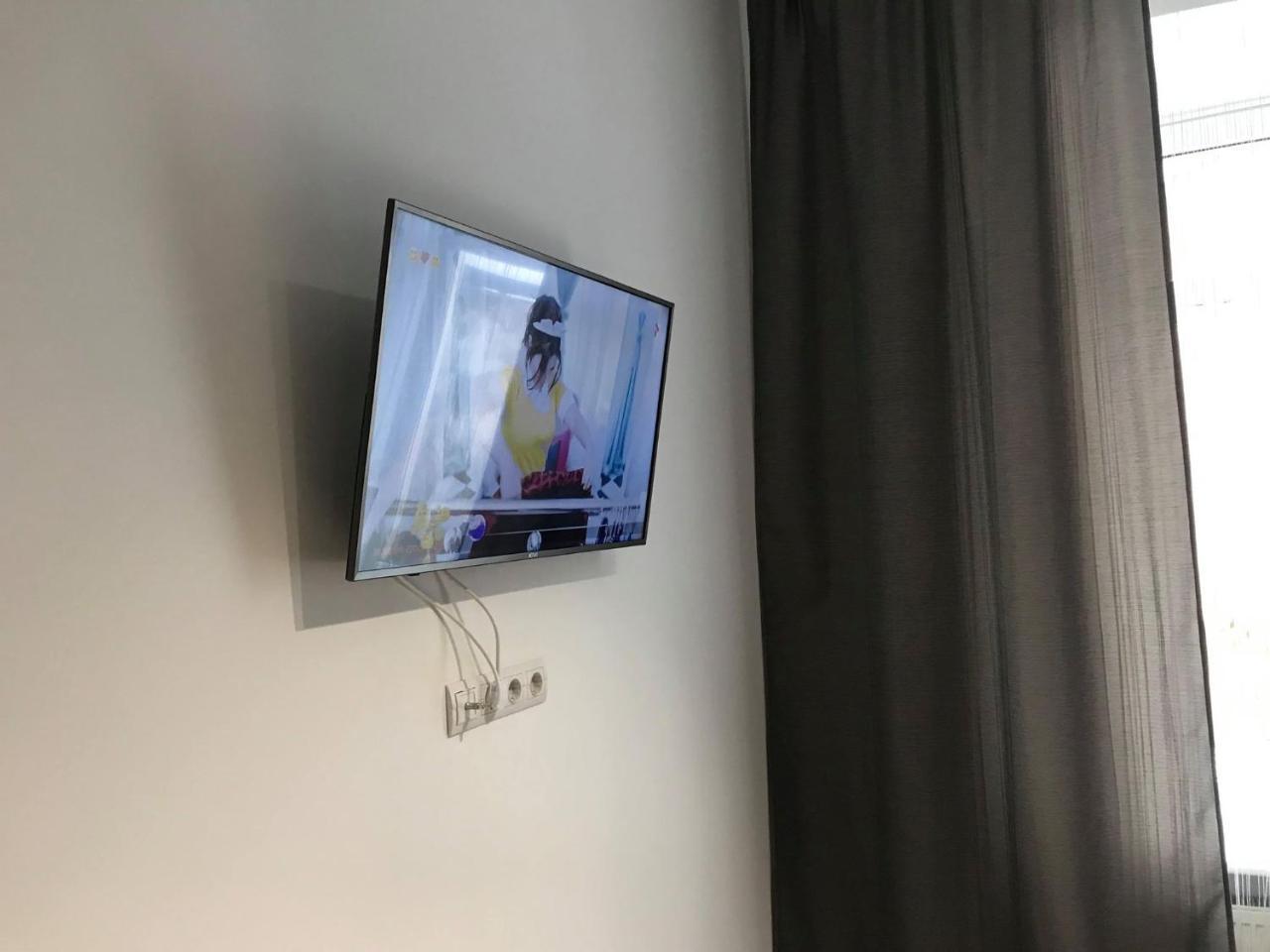 Modern Apartment リヴィウ エクステリア 写真