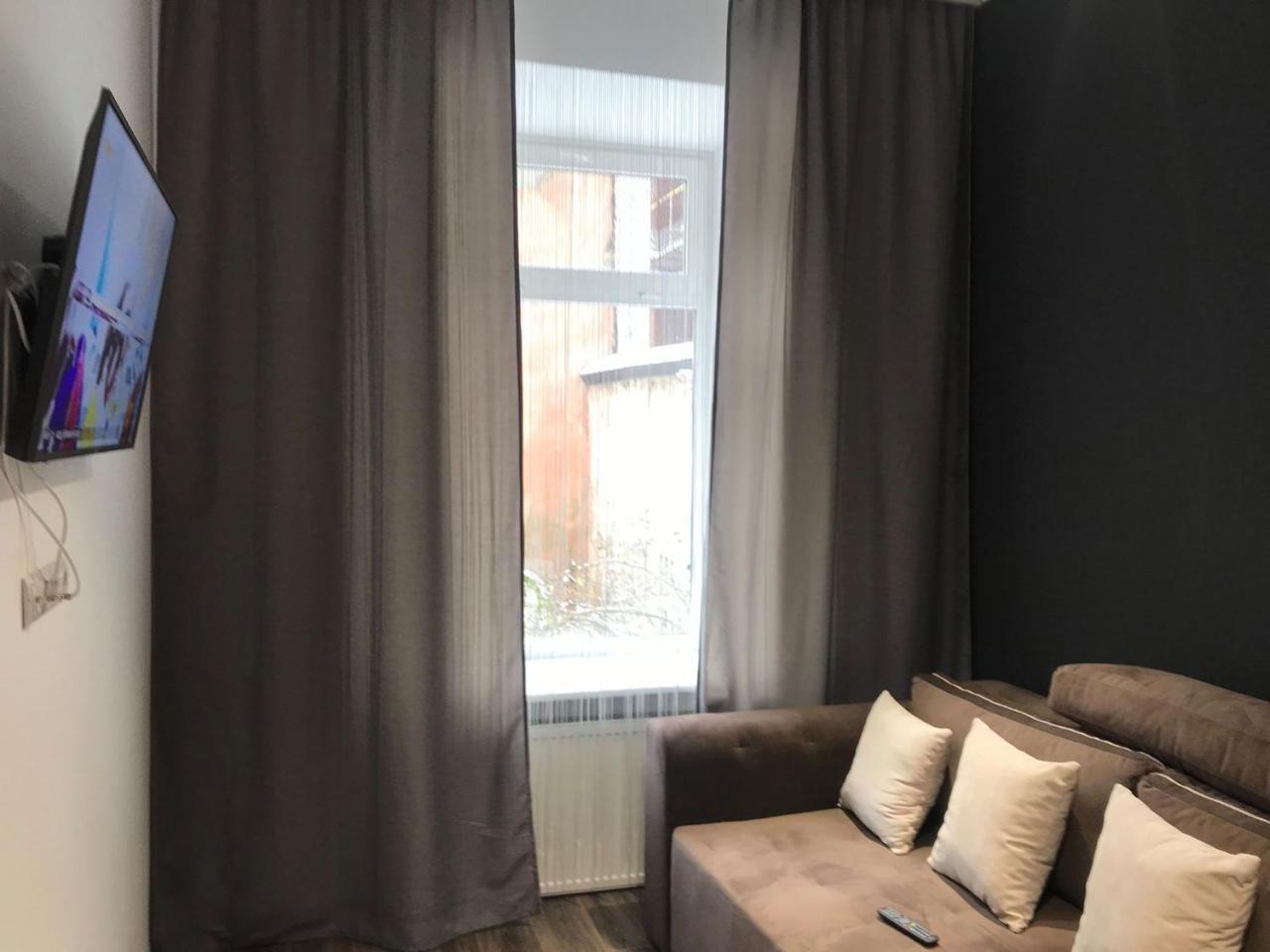 Modern Apartment リヴィウ エクステリア 写真