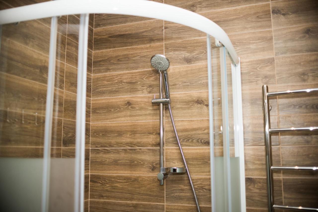 Modern Apartment リヴィウ エクステリア 写真