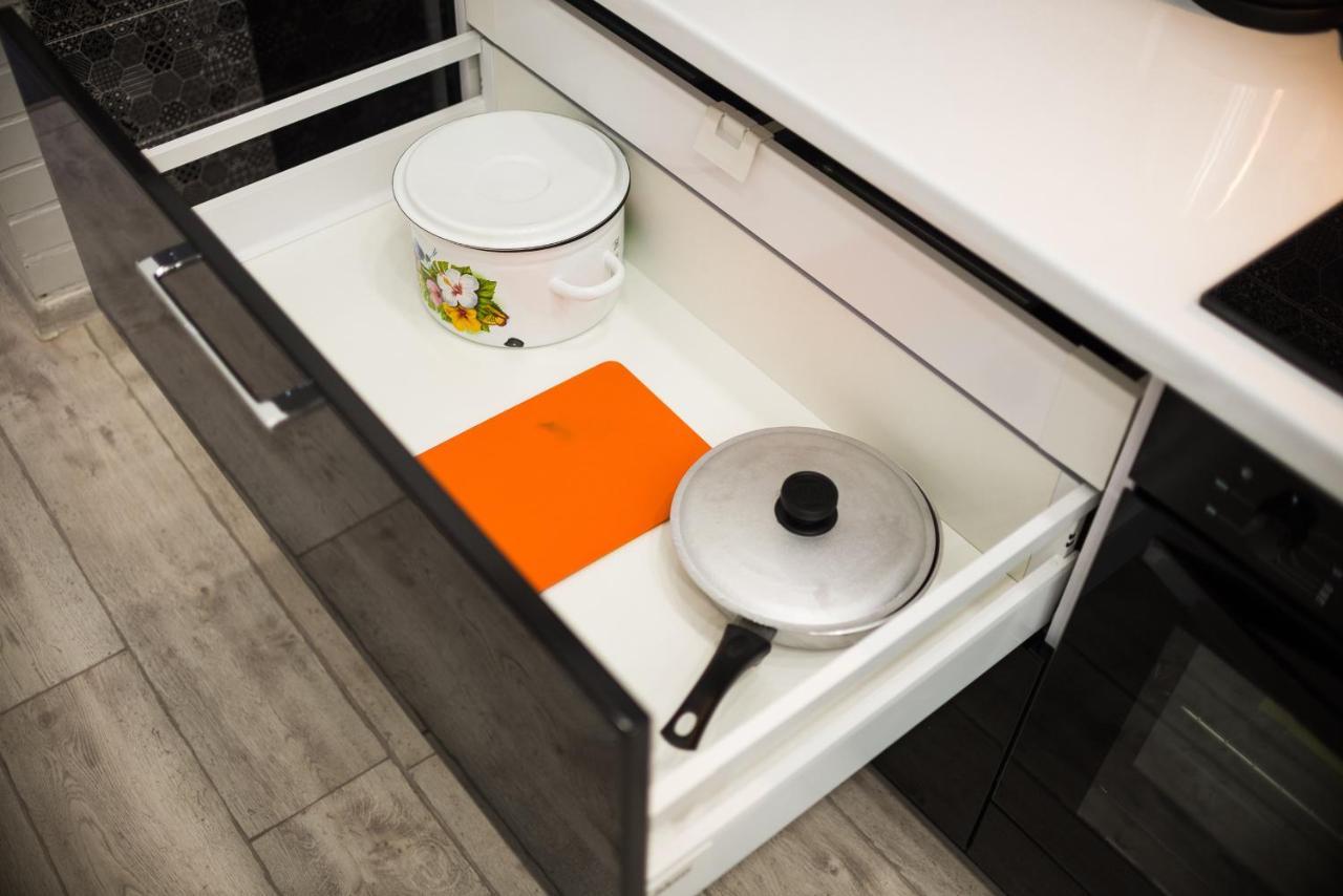 Modern Apartment リヴィウ エクステリア 写真